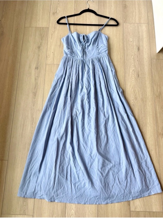 Sophie Rue Dresses & Skirts - Sophie Rue Finn Dress XS
French Blue Tie Front Midi Smocked Back EUC Coastal EUC